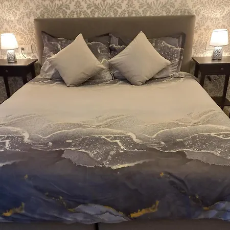 Apartman Central Perk - City Center Oasis